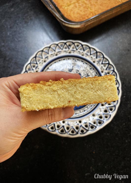 Como fazer um bolo de milho cremoso: receita prática e fácil